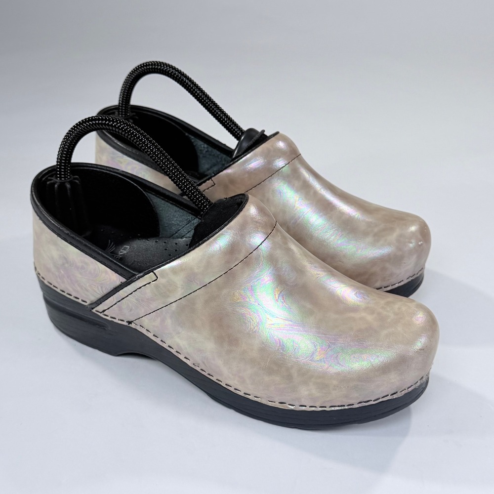 Dansko Professional Clogs Womens 39/8.5-9 Iridescent Metallic Patent Leather